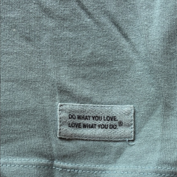 *sold on Depop* Life Is Good Teal Short-Sleeve Turtle Tee - Picture 5 of 5